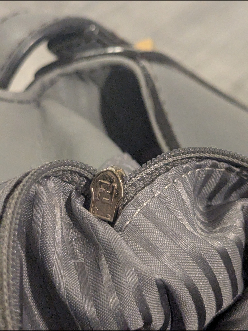 Fendi Mama Forever Large Baguette Light Gray Shoulder Bag - Picture 11 of 15